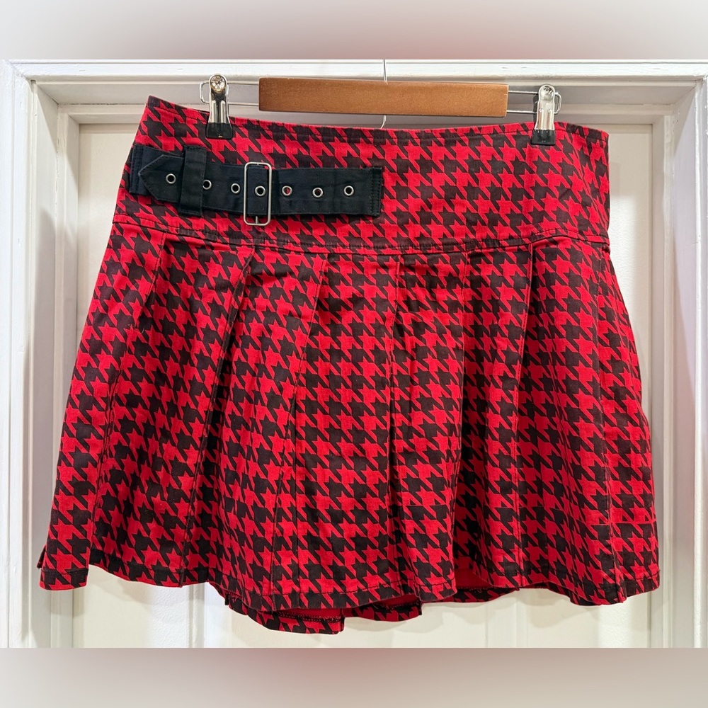 Tripp NYC by Daang Goodman Houndstooth Pleated Skater Skirt  Belt Detail Size 14